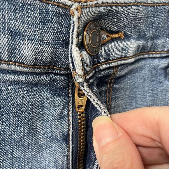 Banana Republic Straight Leg Jeans Lightly Distressed 30 Long - Picture 4 of 7